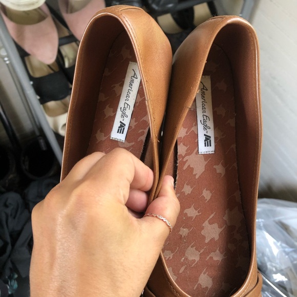 Tan Flats - Picture 4 of 4